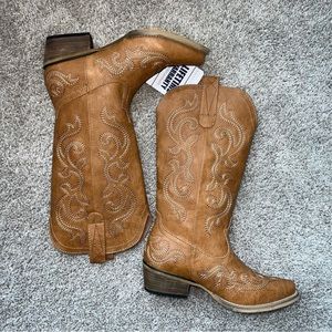 HISEA cowgirl boots